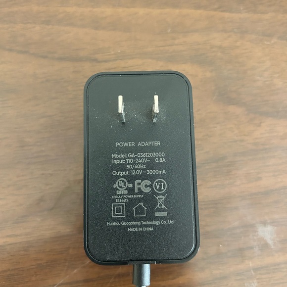 Computer Charger Power Adapter GA-0361203000 - Picture 1 of 4